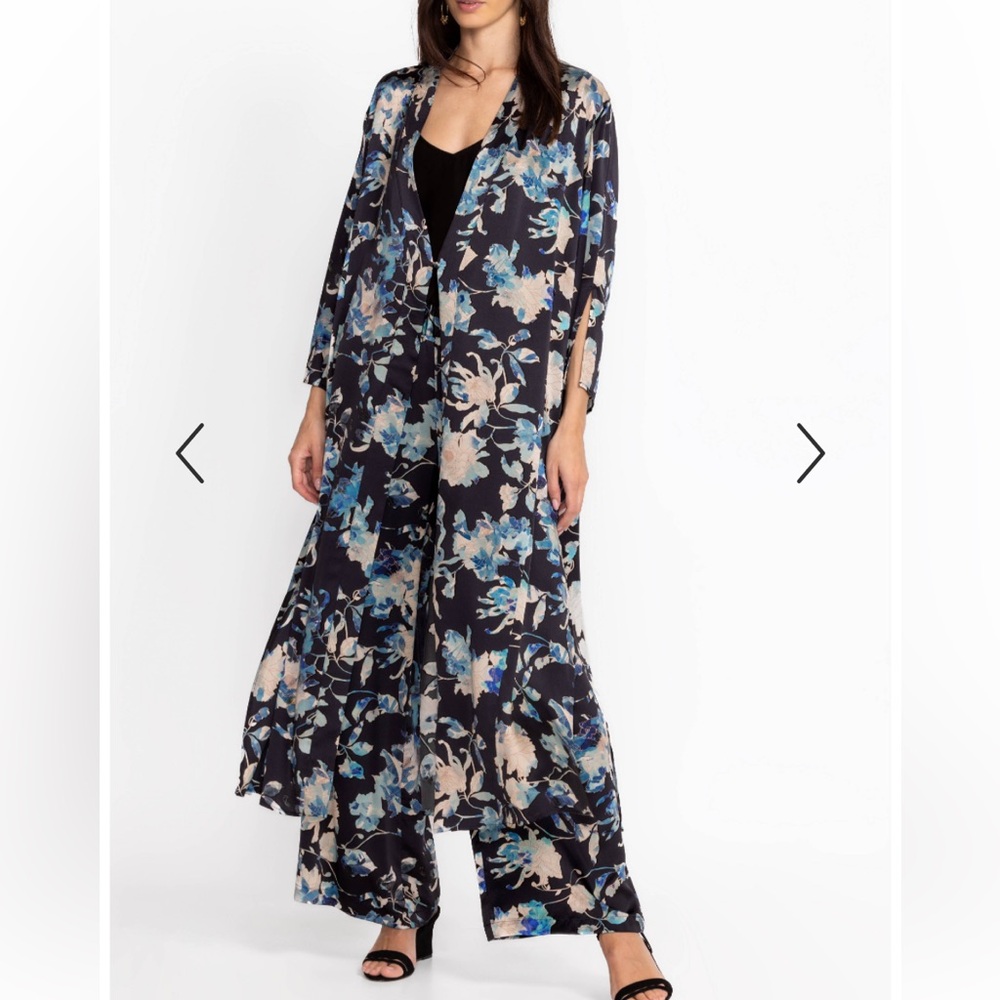Johnny Was Chryssy Charmeuse 100% silk Wrap Kimono NWT